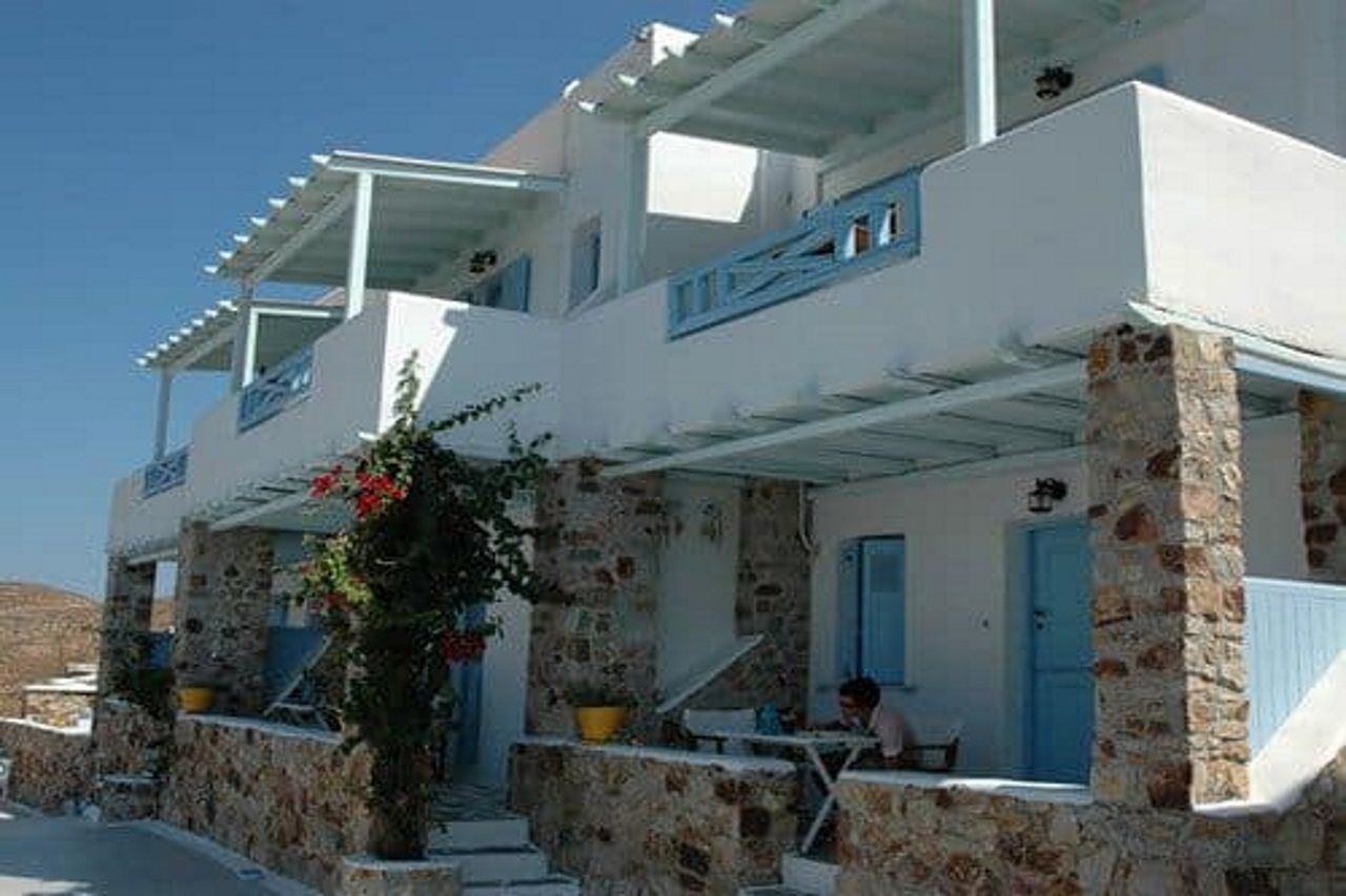 Amfitriti Studios Livadi  Exterior photo